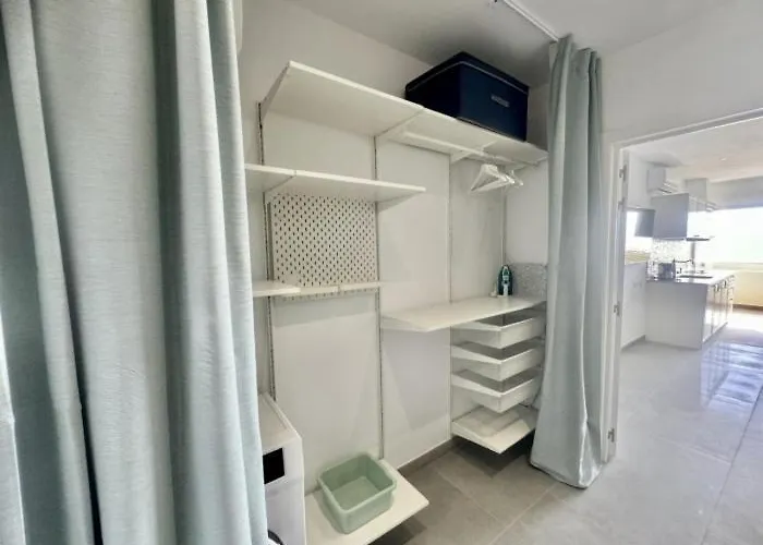 A 300 M Vista Oceano Wi Fi 4ºpiano アパート